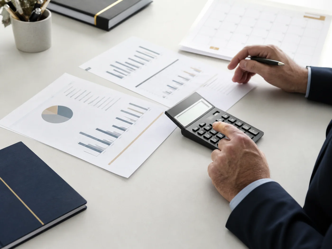 Comparaison de scénarios de revenus et d'allocation
